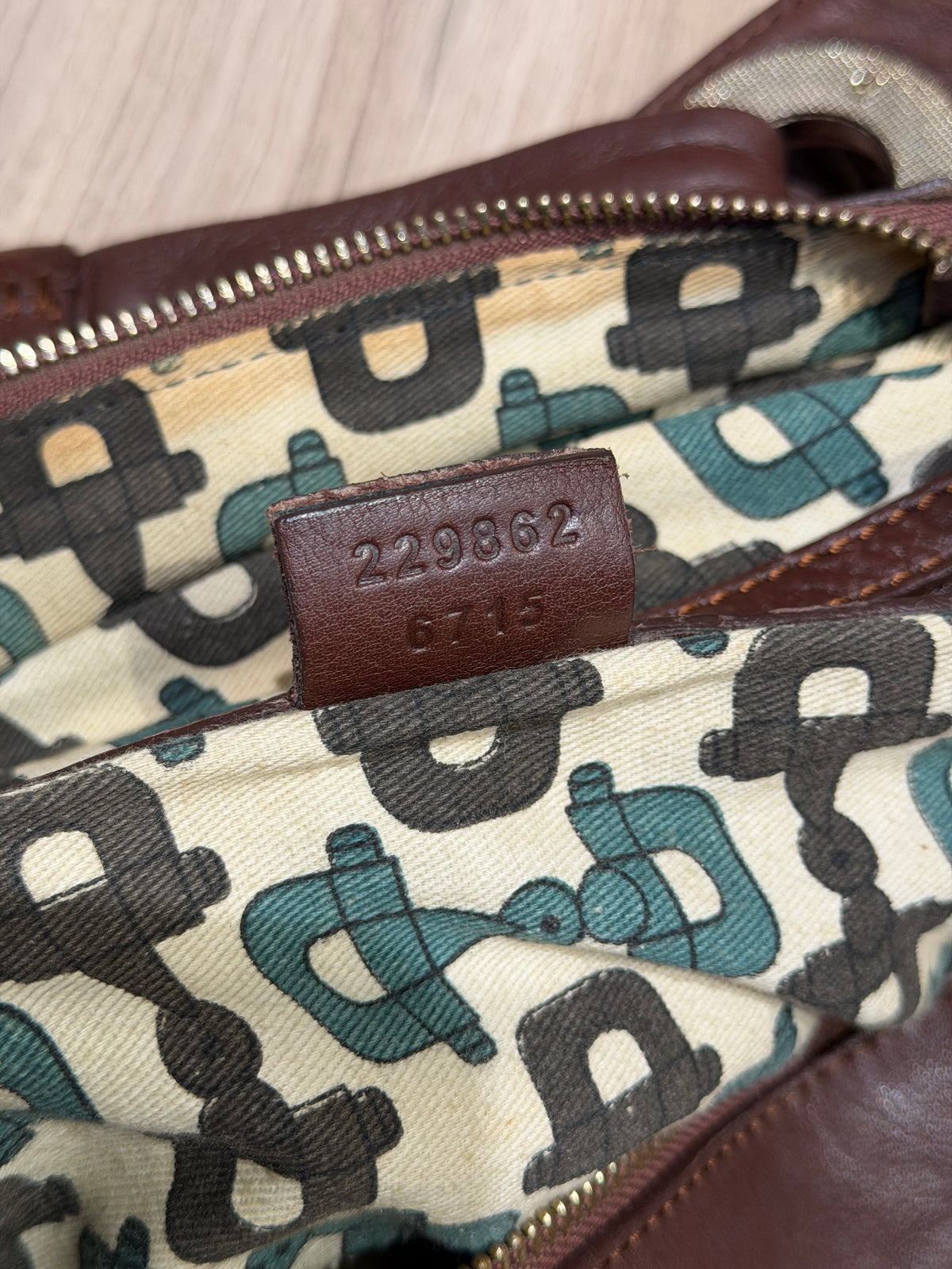 Gucci brown Guccissima leather tote